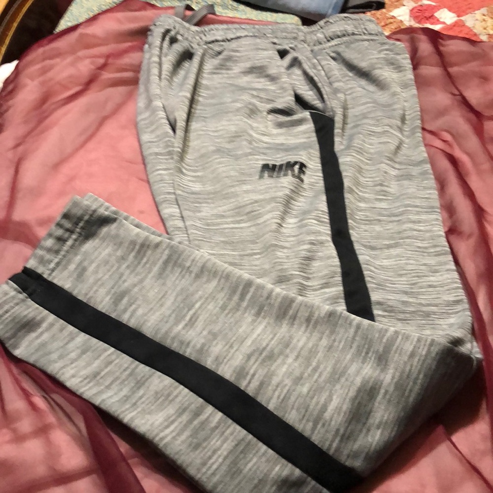 NIKE Dry Fit Joggers- Size: 16 (XL)